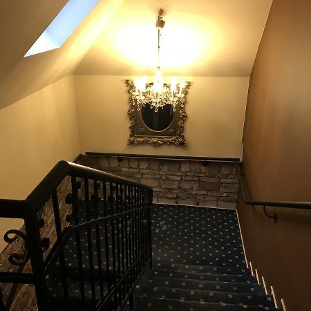 Hotel Podzamcze Tarnów Kültér fotó