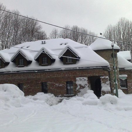 Hotel Podzamcze Tarnów Kültér fotó