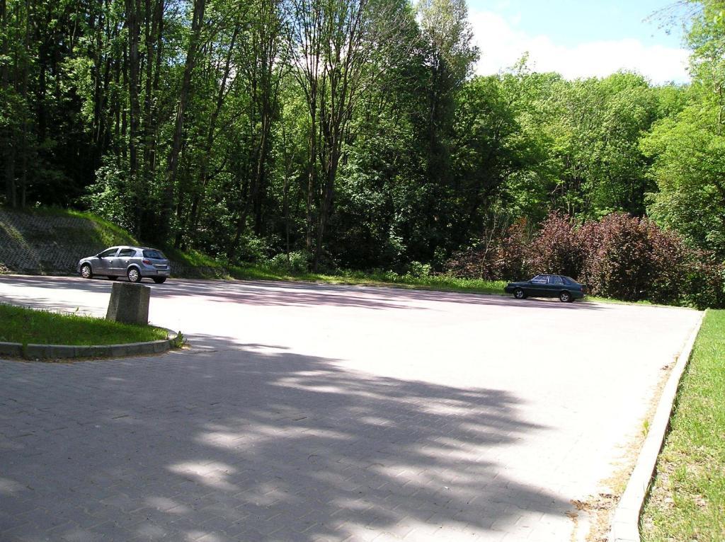 Hotel Podzamcze Tarnów Kültér fotó