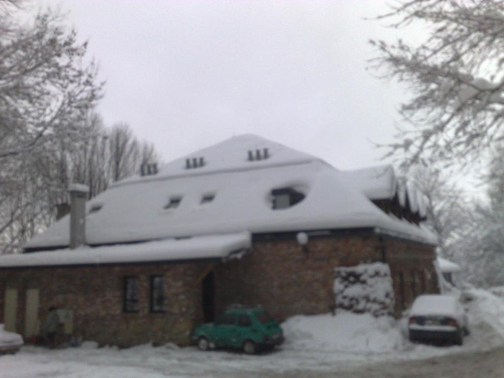 Hotel Podzamcze Tarnów Kültér fotó