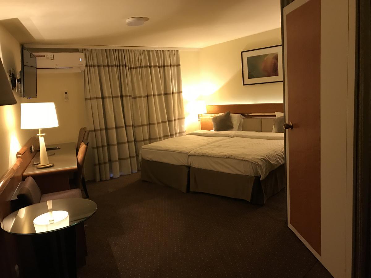 Hotel Podzamcze Tarnów Kültér fotó