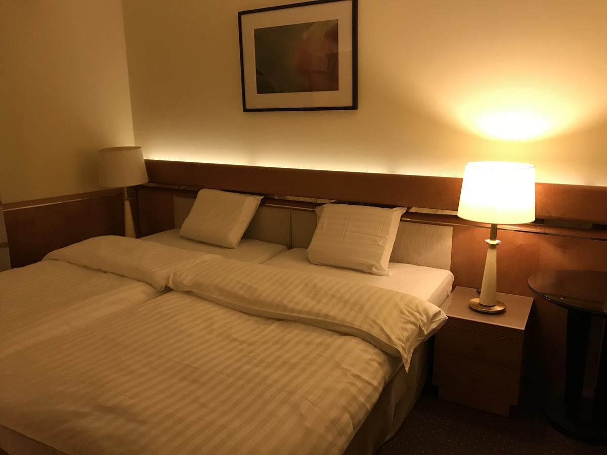 Hotel Podzamcze Tarnów Kültér fotó