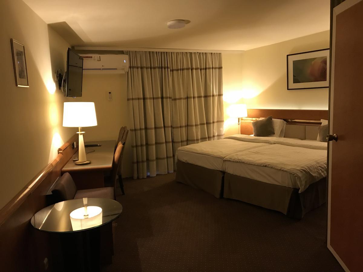 Hotel Podzamcze Tarnów Kültér fotó